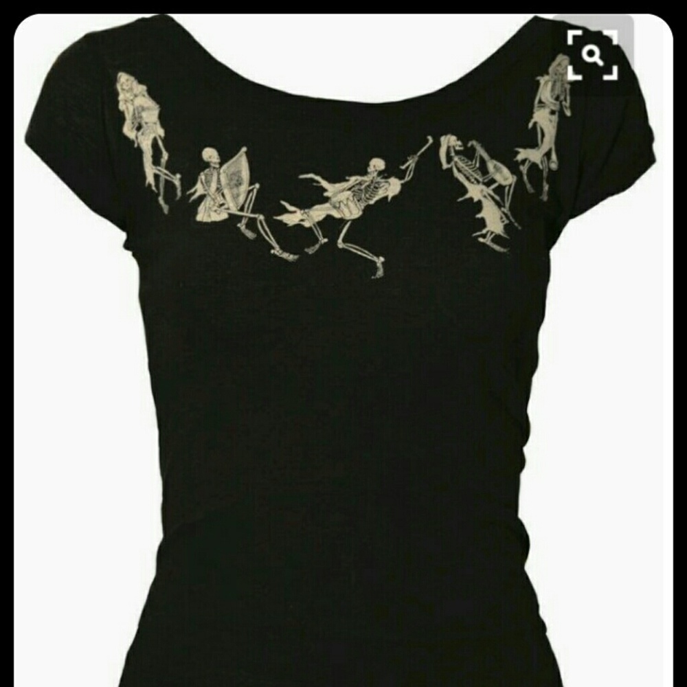 LOOKING FOR!!  I need this in a 2XL or XL!
