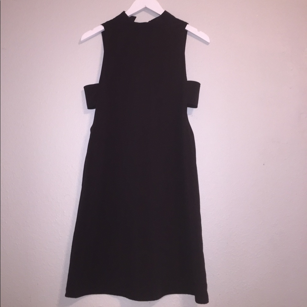 Black cutout shift dress