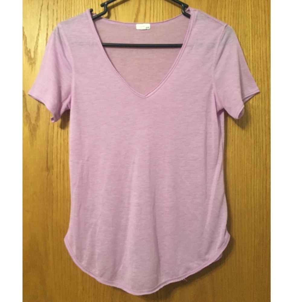 Light purple vneck
