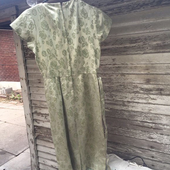 BEAUTIFUL VINTAGE GREEB DRESS - Picture 2 of 5