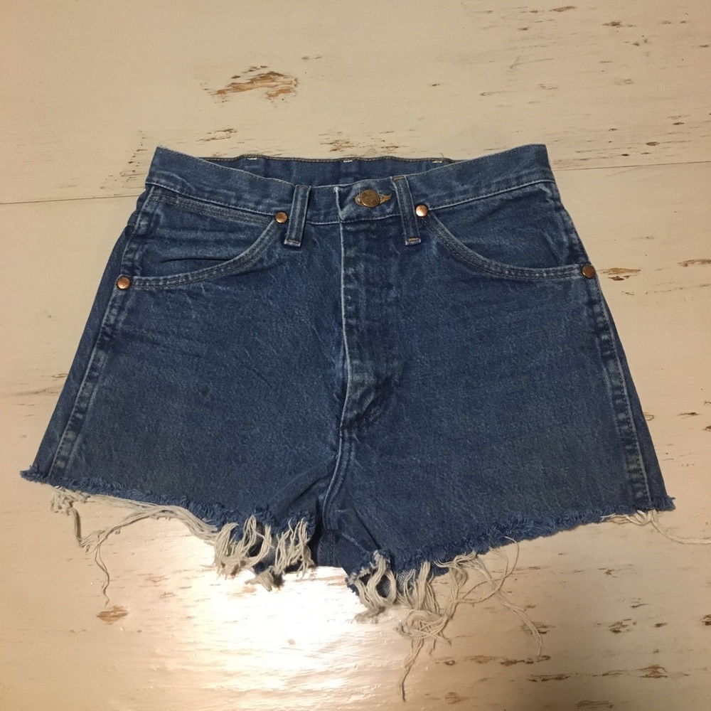 High Waisted Wrangler Cut-offs