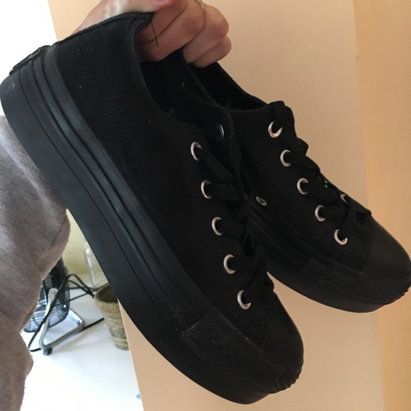 Black Platform Converse - Picture 2 of 3