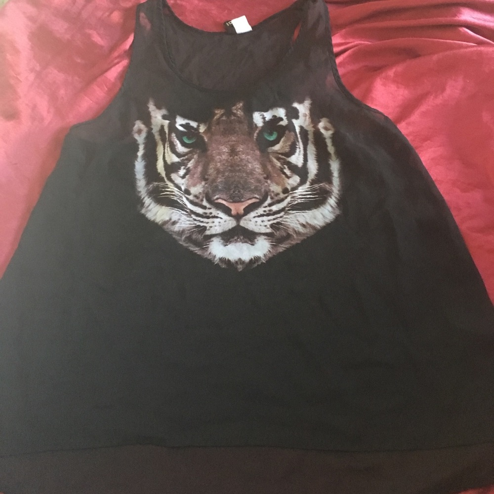 H&M tank top 🎀