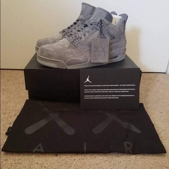 Air Jordan Kaws 4\'s Size 10.5