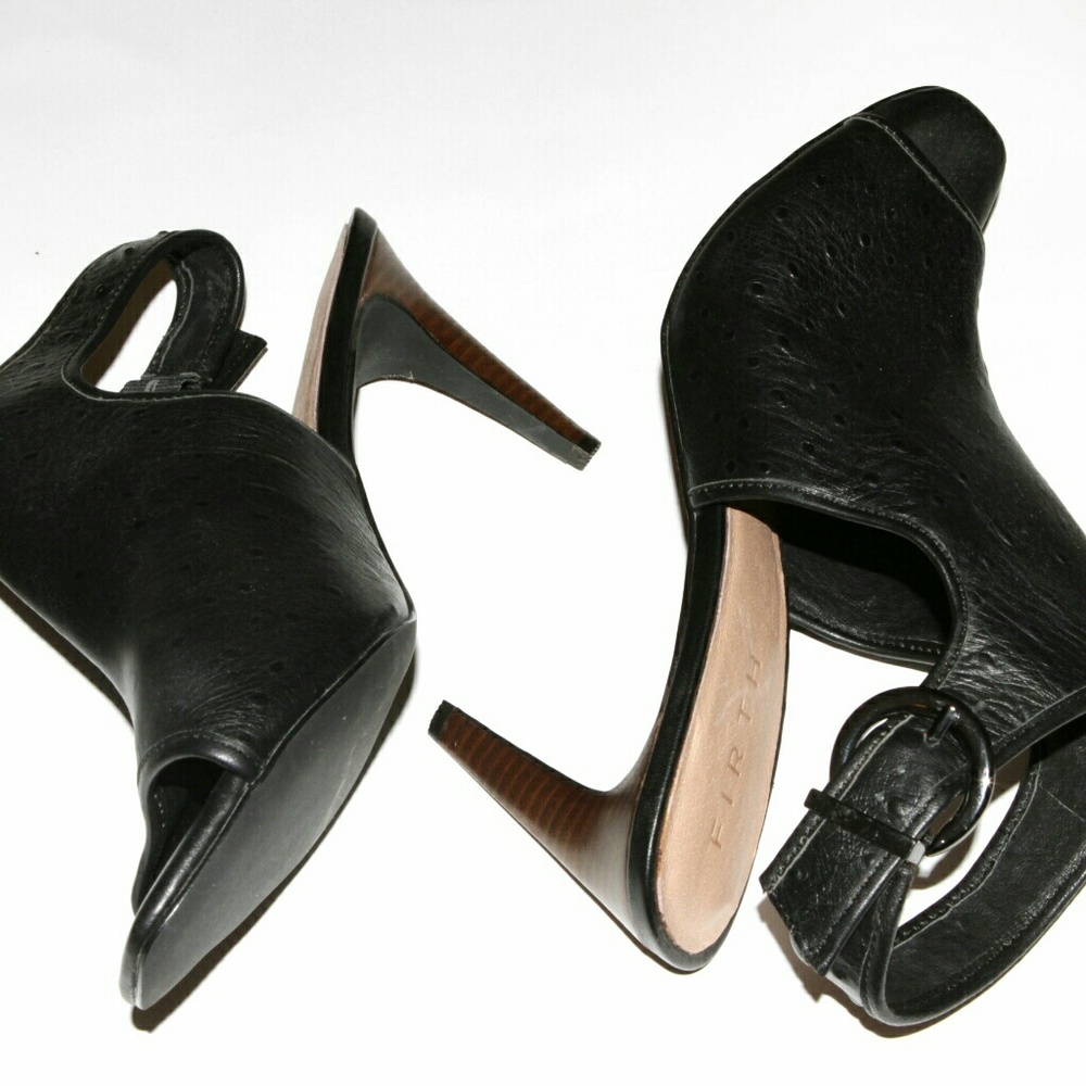 Firth heel strap