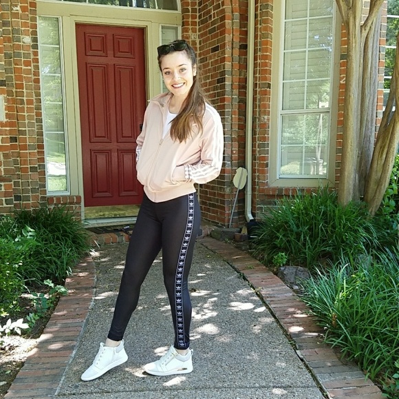 Meet your Posher, Malak ๐ - Picture 6 of 8