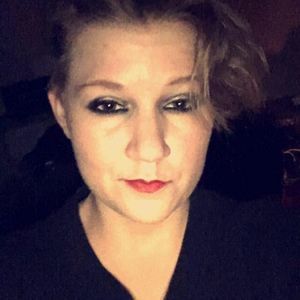 Meet your Posher, Nicholle