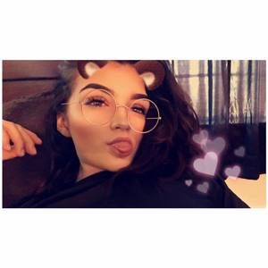 Meet your Posher, Aurora