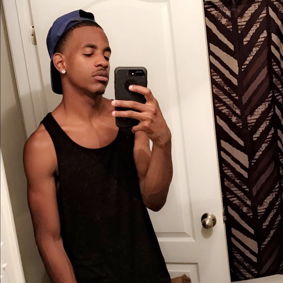 Meet your Posher, Tadarian - Picture 1 of 1