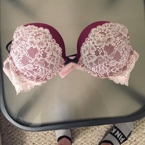 VS Dream Angels Push-up!