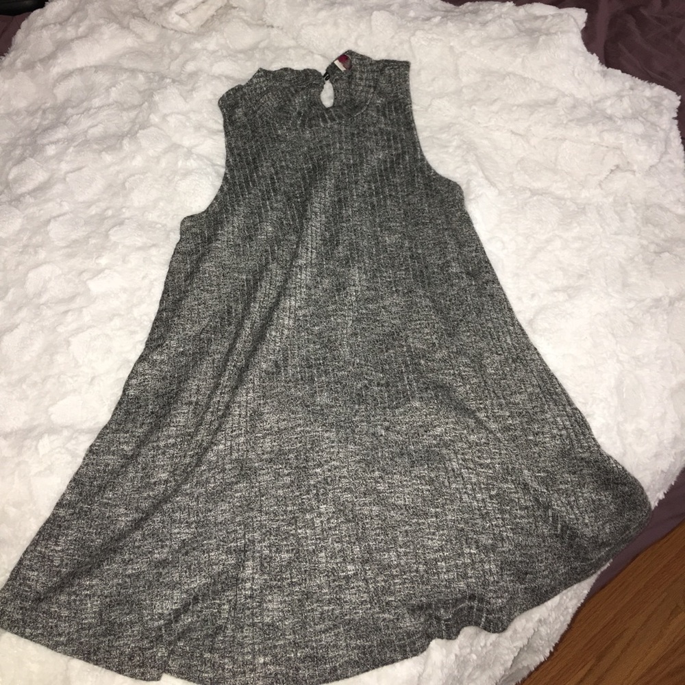 Gray halter🛍