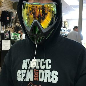 Meet your Posher, Tom