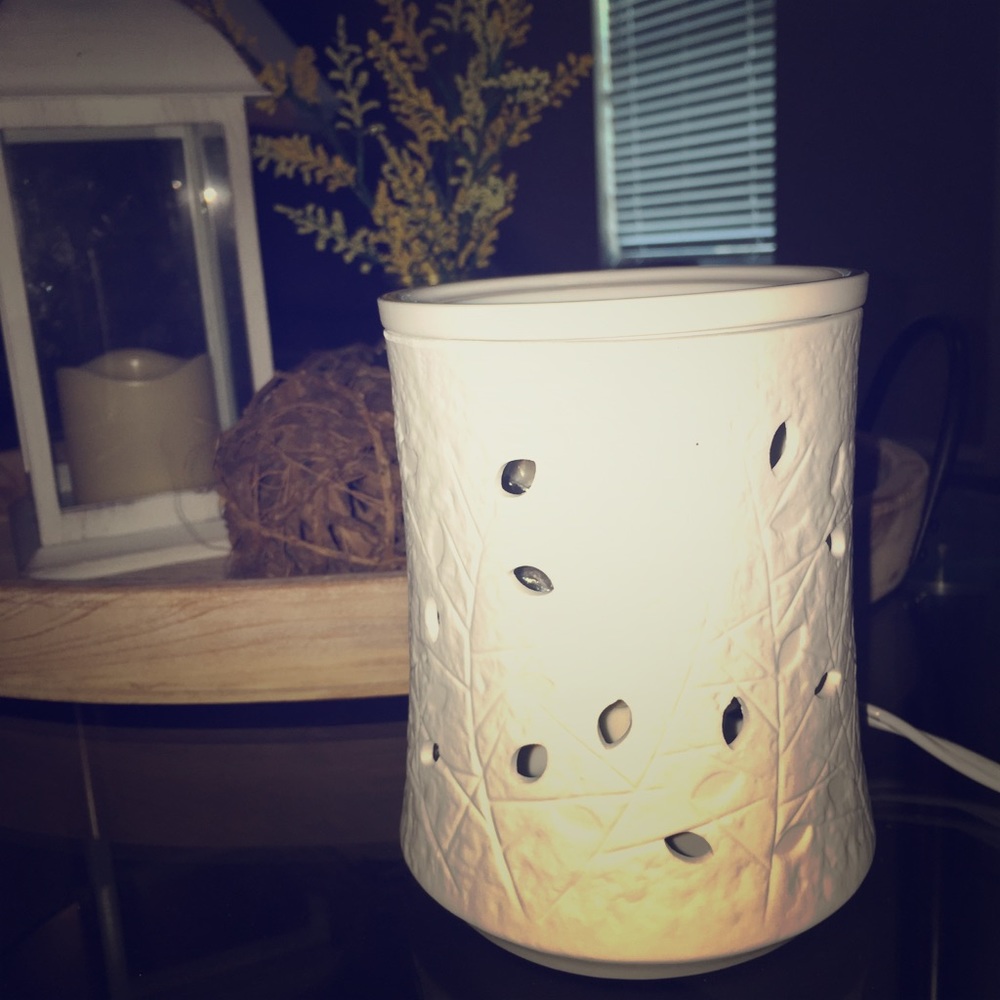 Scentsy warmer