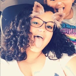 Meet your Posher, Zoe