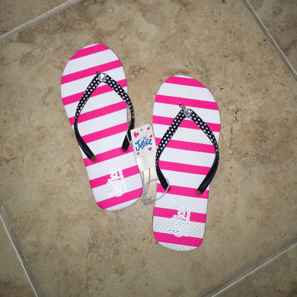 Polka dot and striped flip flops w/rhinestone