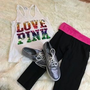 Victoria's Secret Pink Capri leggings