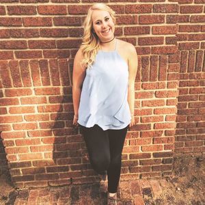 Meet your Posher, Natalie