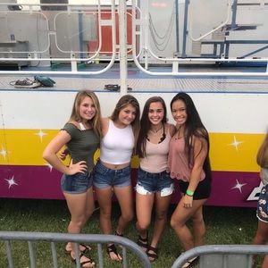 Meet your Posher, Ellie