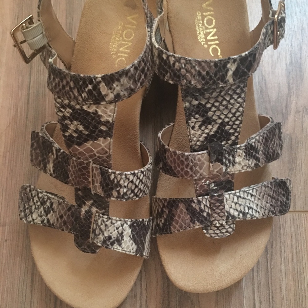 Vionic Orthaheel Wedge Sandals