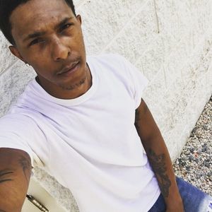 Meet your Posher, Davon