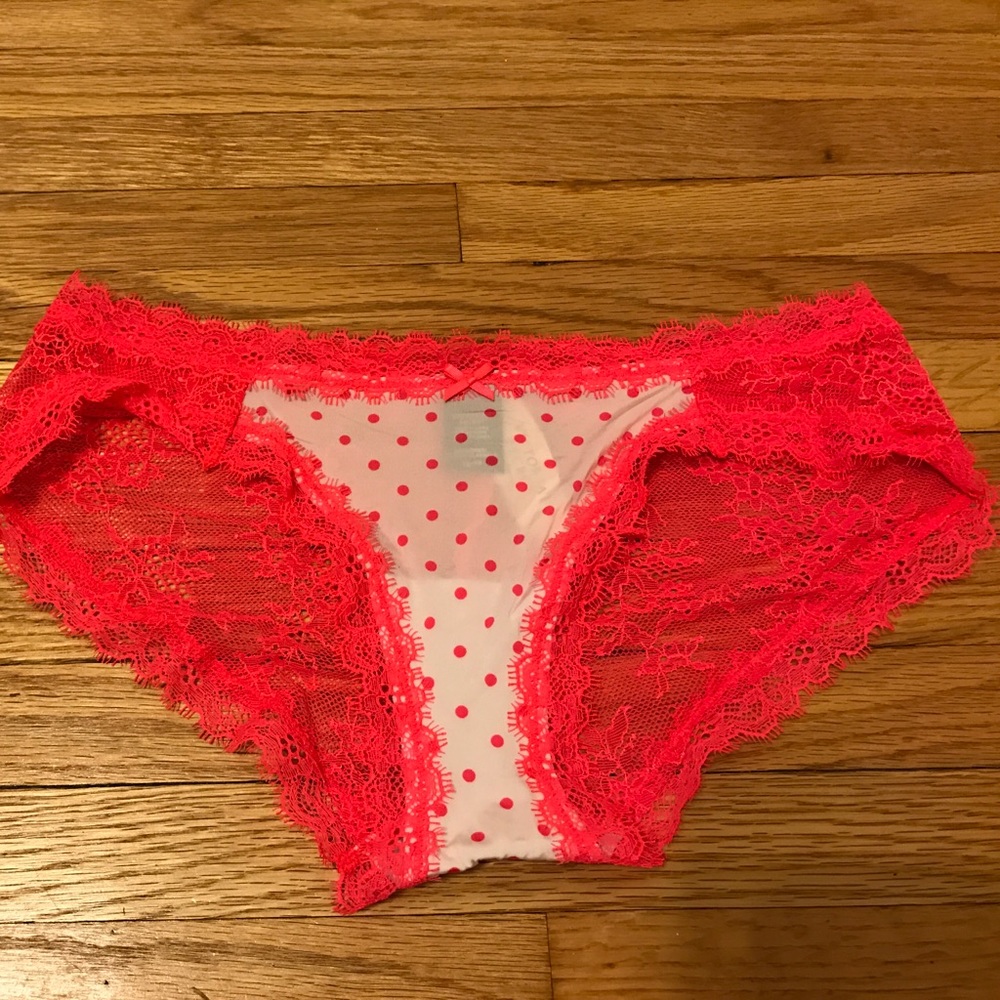 Victoria's Secret NWT Hiphugger Panty