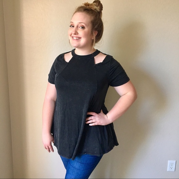 Tops - 🔥PLUS SIZE CHOKER BLACK CUT OUT TOP BLOUSE 2X 3X