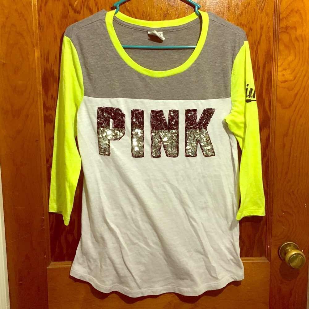 💎TRADING💎VS PINK Sequin Baseball Tees