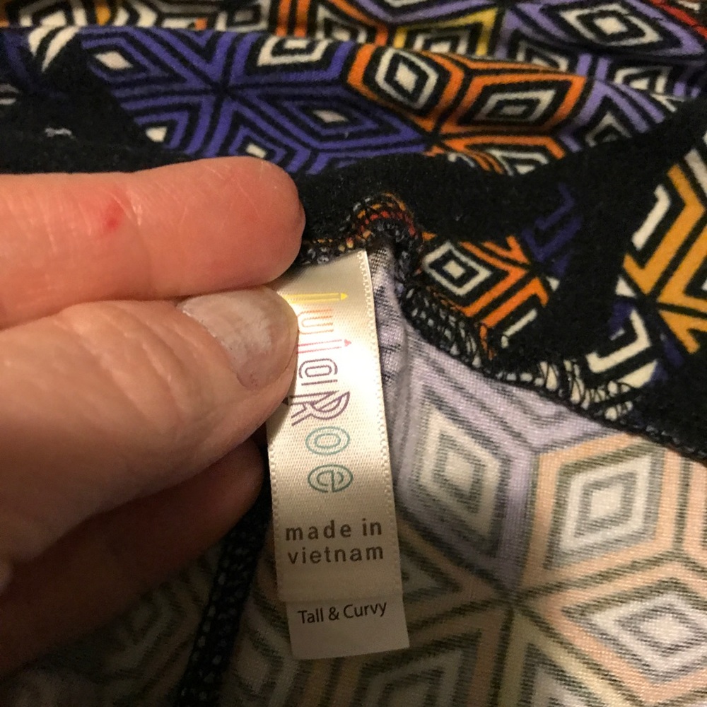 Lularoe outfit! - Picture 2 of 5