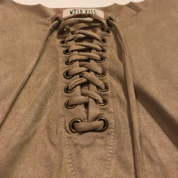 Tan Front knit tie tank - Picture 2 of 6