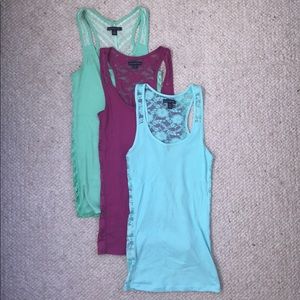 (set of 3) American Eagle tank top with lace back