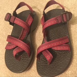 Red/Maroon Chacos, Great Walking Shoes