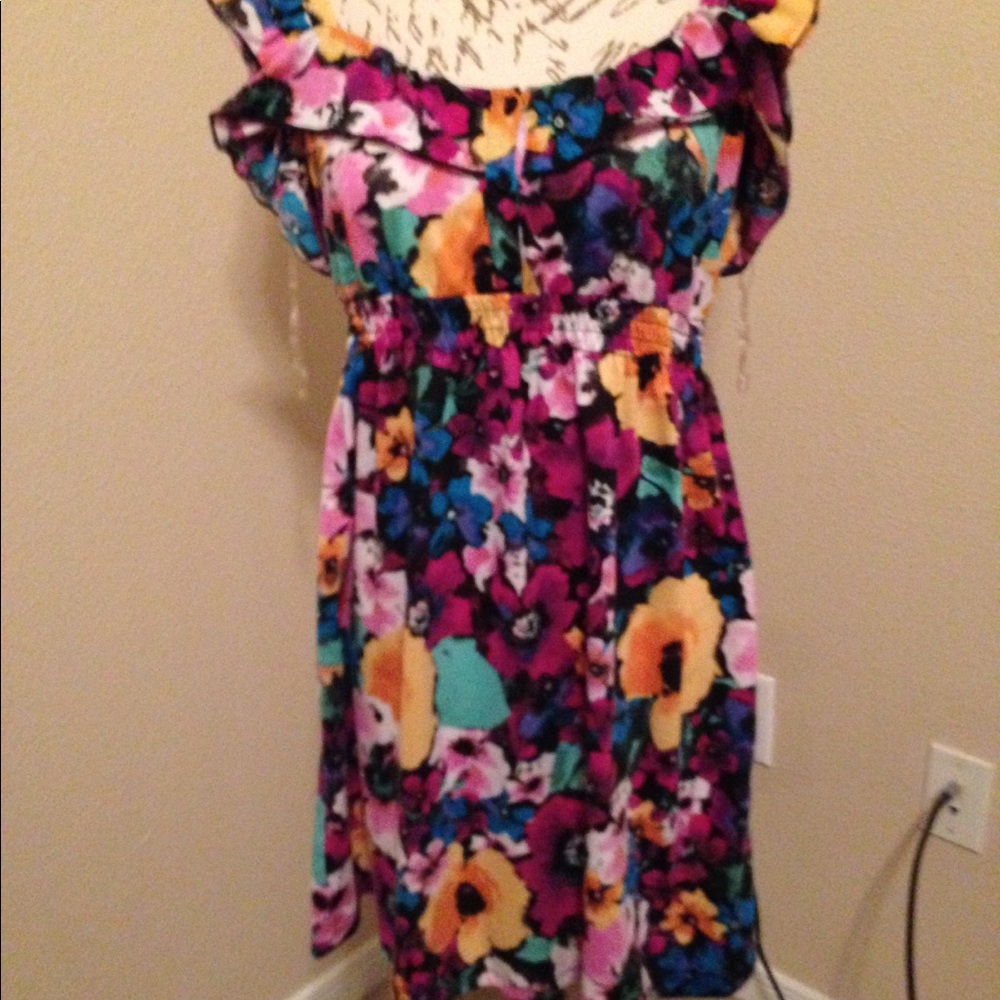 No BoundariesJunior Sleeveless Dress