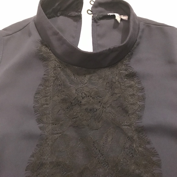 Dark blue tank with black lace up & Egyptian neck - Picture 2 of 7