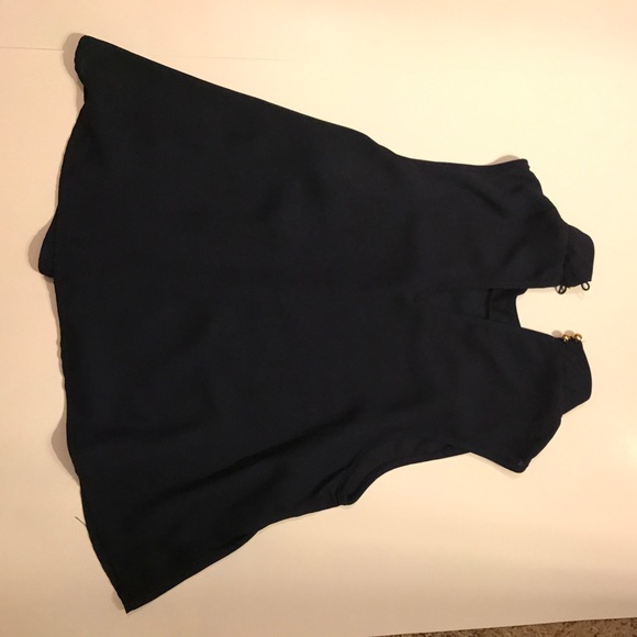 Dark blue tank with black lace up & Egyptian neck - Picture 5 of 7