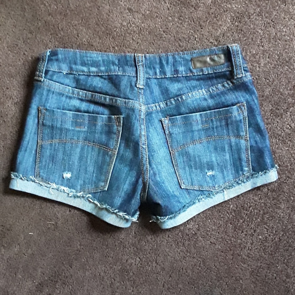 RSQ - Picture 2 of 2
