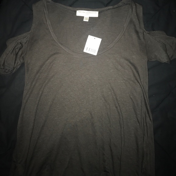 NWT cold shoulder top - Picture 1 of 2