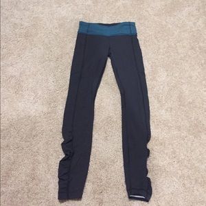 lululemon athletica black speed tight size 4