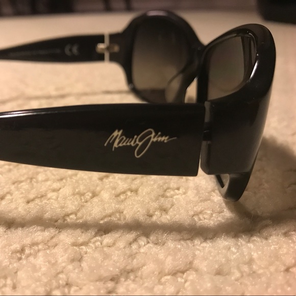 Authentic Maui Jim Woman\'s Sunglasses main image 6
