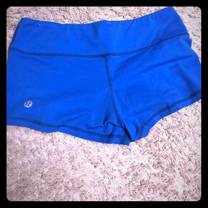 Lululemon blue booty shorts ❤️