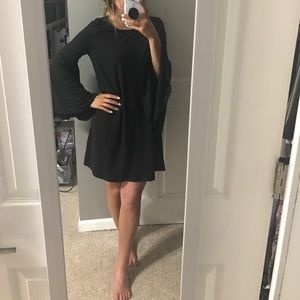 Bell sleeved dress