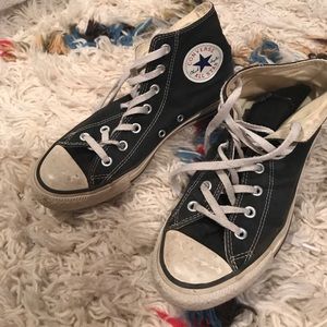 Black high top converse