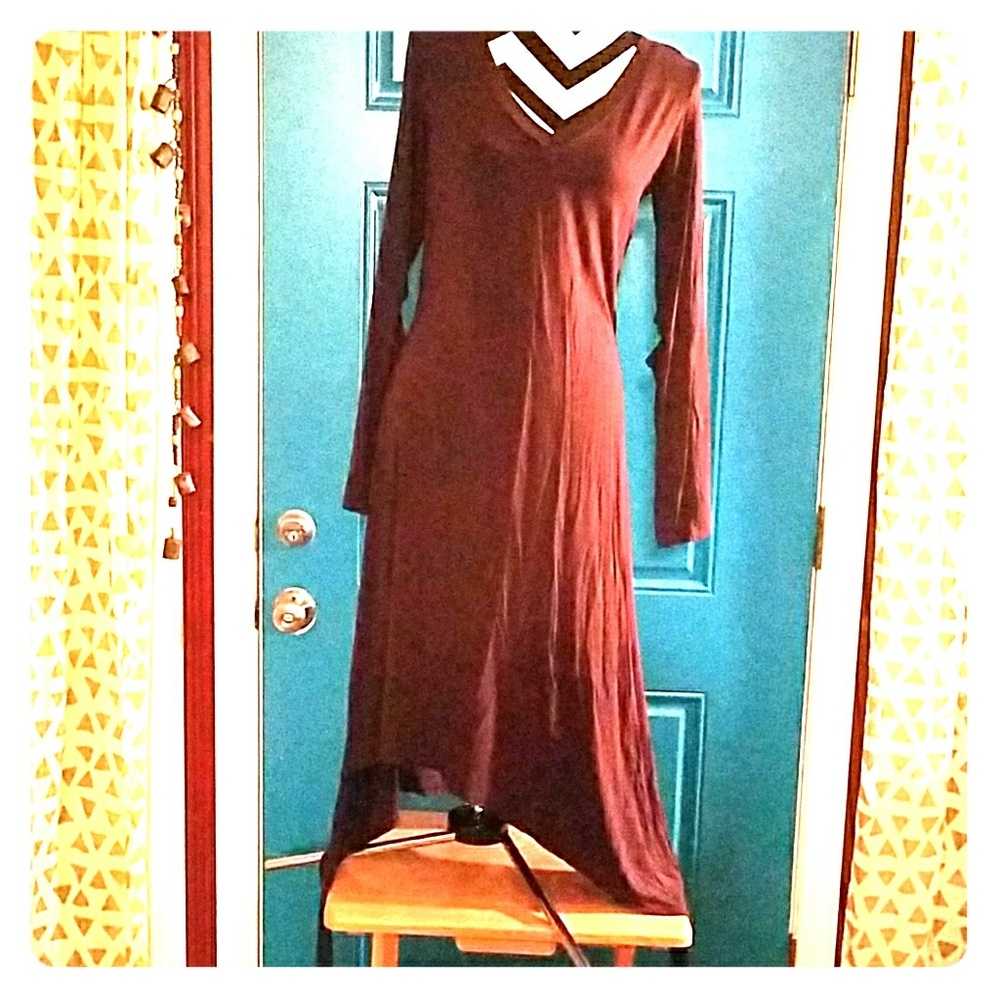 Dimepiece, uneven hem, open back dress