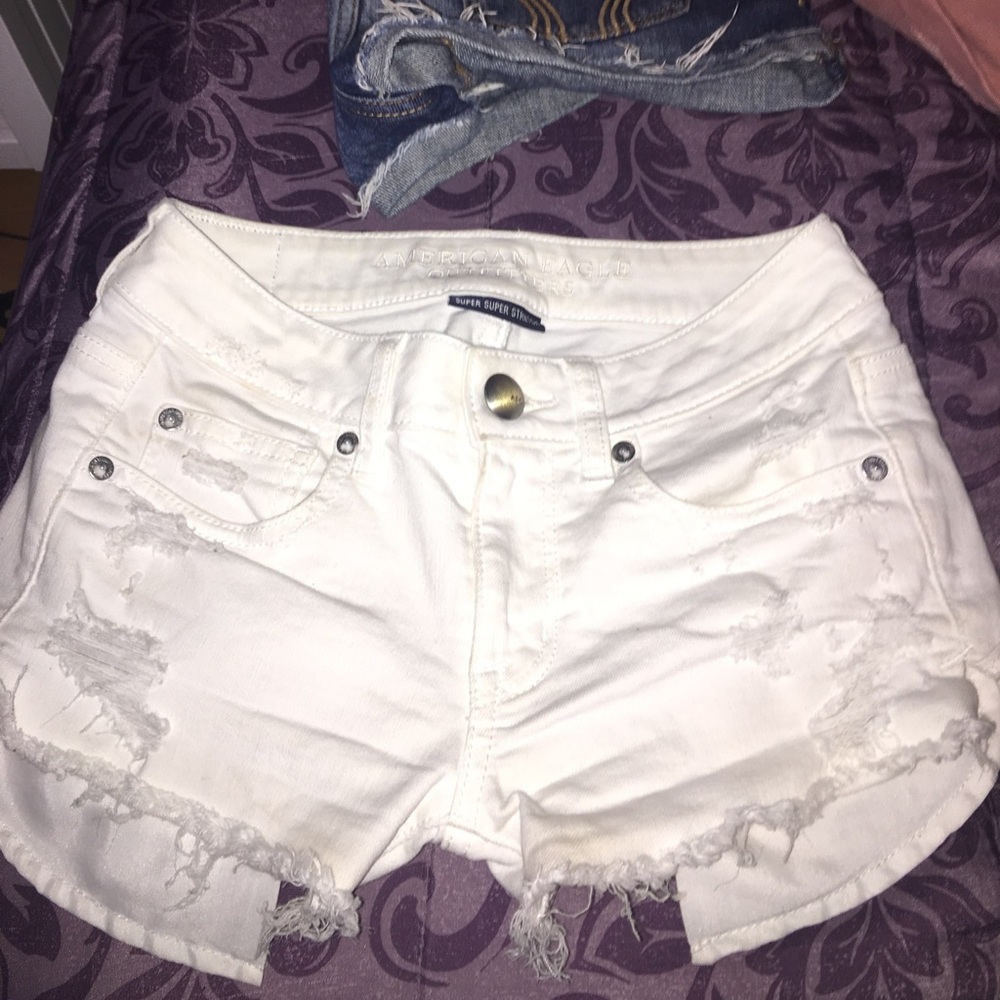 American Eagle White Shorts
