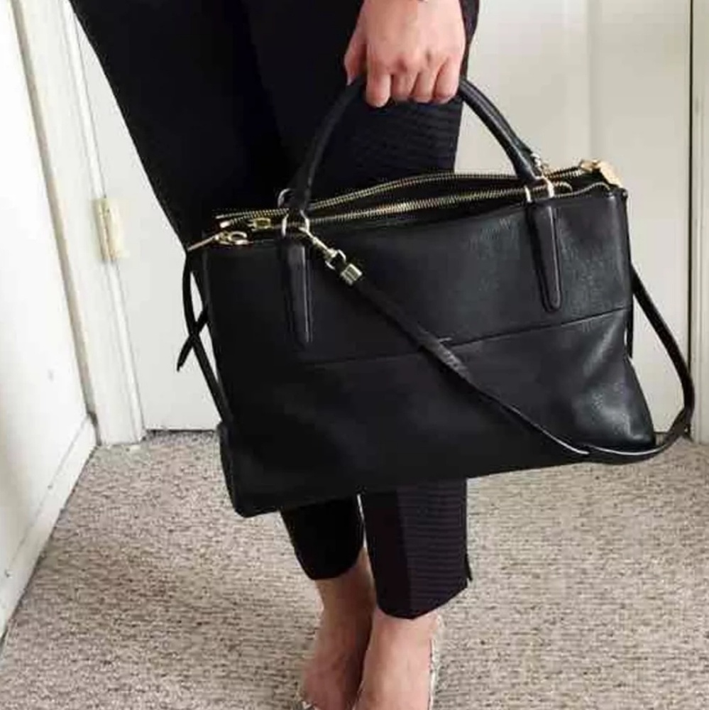 Medium Coach Borough Black Pebbled Leather