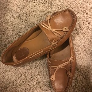 Clarks loafers size 6