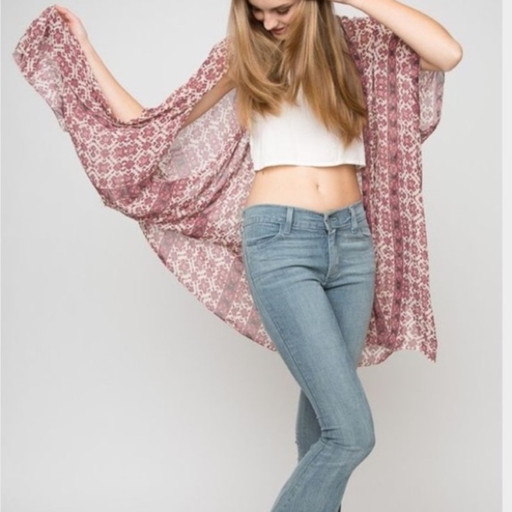 Brandy Melville Kimono