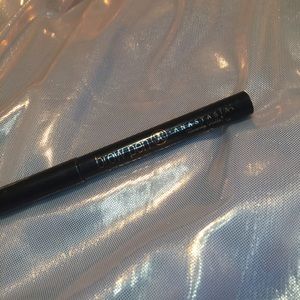 Anastasia Brow Pen: Universal Deel Shade