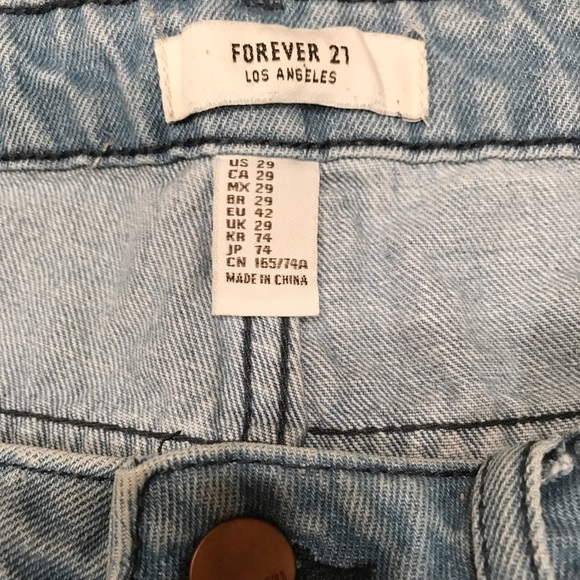 High Waisted Denim Shorts with Lace - Picture 4 of 4