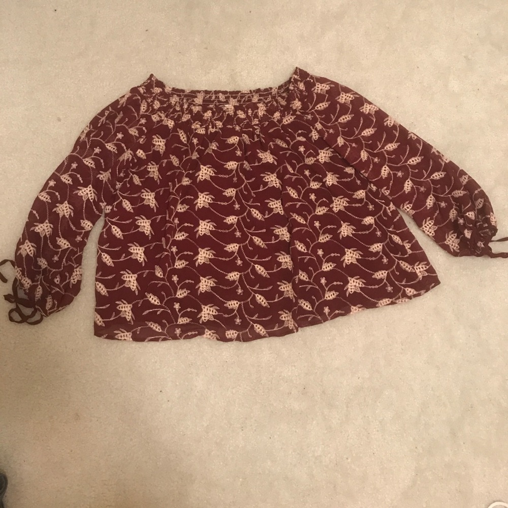 Nordstrom off the shoulder top (brand: ASTR)