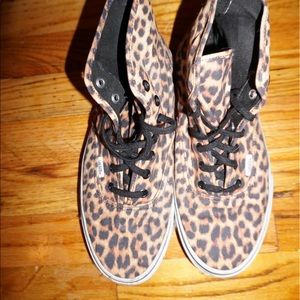 Vans cheetah sneakers